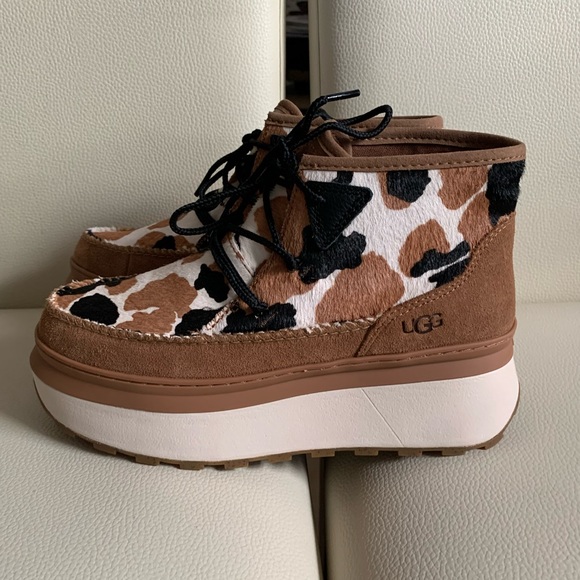 NWOB UGG Marin Bootie Cow Print Womens Platform - Lace-ups - Picture 10 of 15
